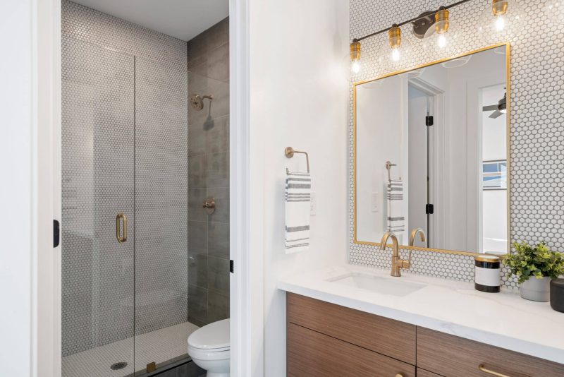 bathroom remodeling companies
